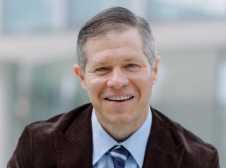 Profile Page Photo for Dr. Andres De Los Reyes